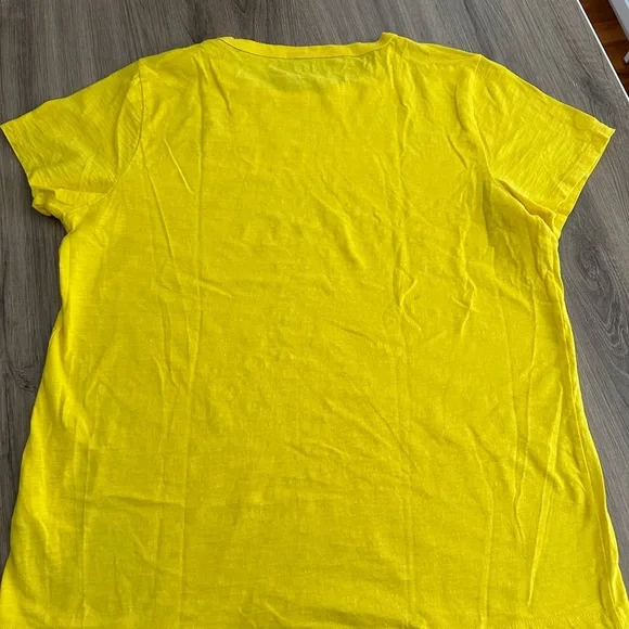 J CREW “with a twist” graphic t shirt - Picture 3 of 4